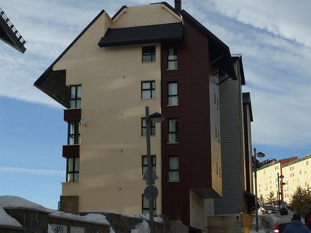 Apartamentos Monte Oiz Asn Serra Nevada Exterior foto